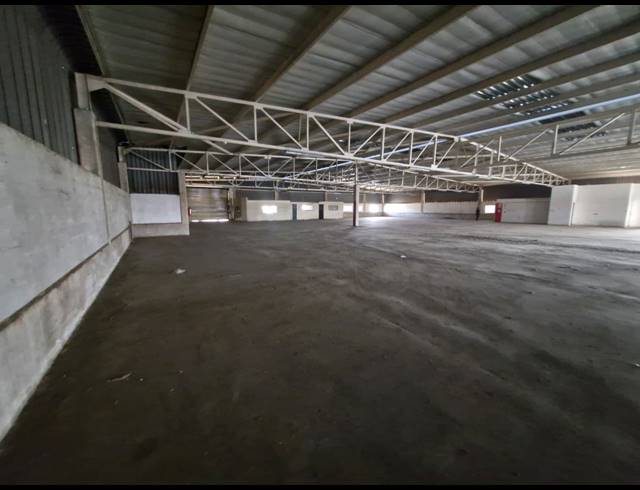 1,499M² WAREHOUSE TO LET IN BENROSE